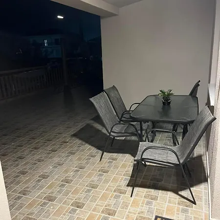 Nest Of Paradise 2 * Tríkala